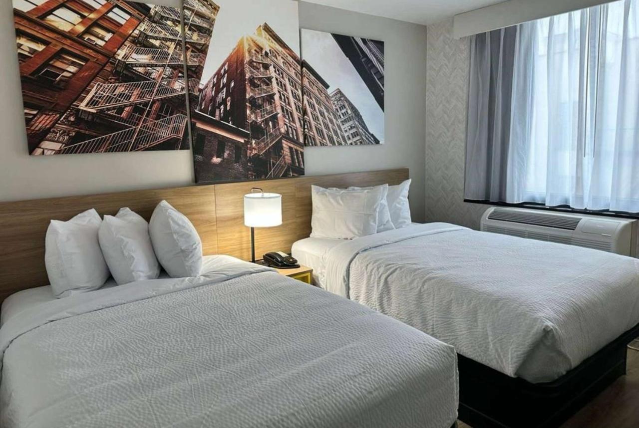 Days Inn By Wyndham Brooklyn Eastern Parkway New York Exterior photo
